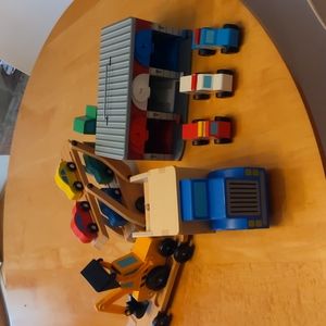 Melissa & Doug Wooden Vehicle Lot